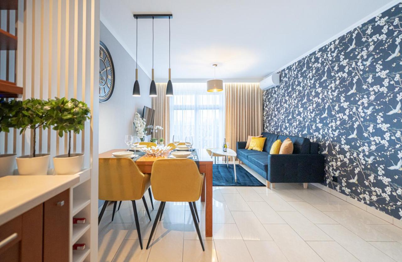 Apartament 55M2 - Darmowy Garaz - Klimatyzacja - Centrum - 24Na7 Вроцлав Екстериор снимка