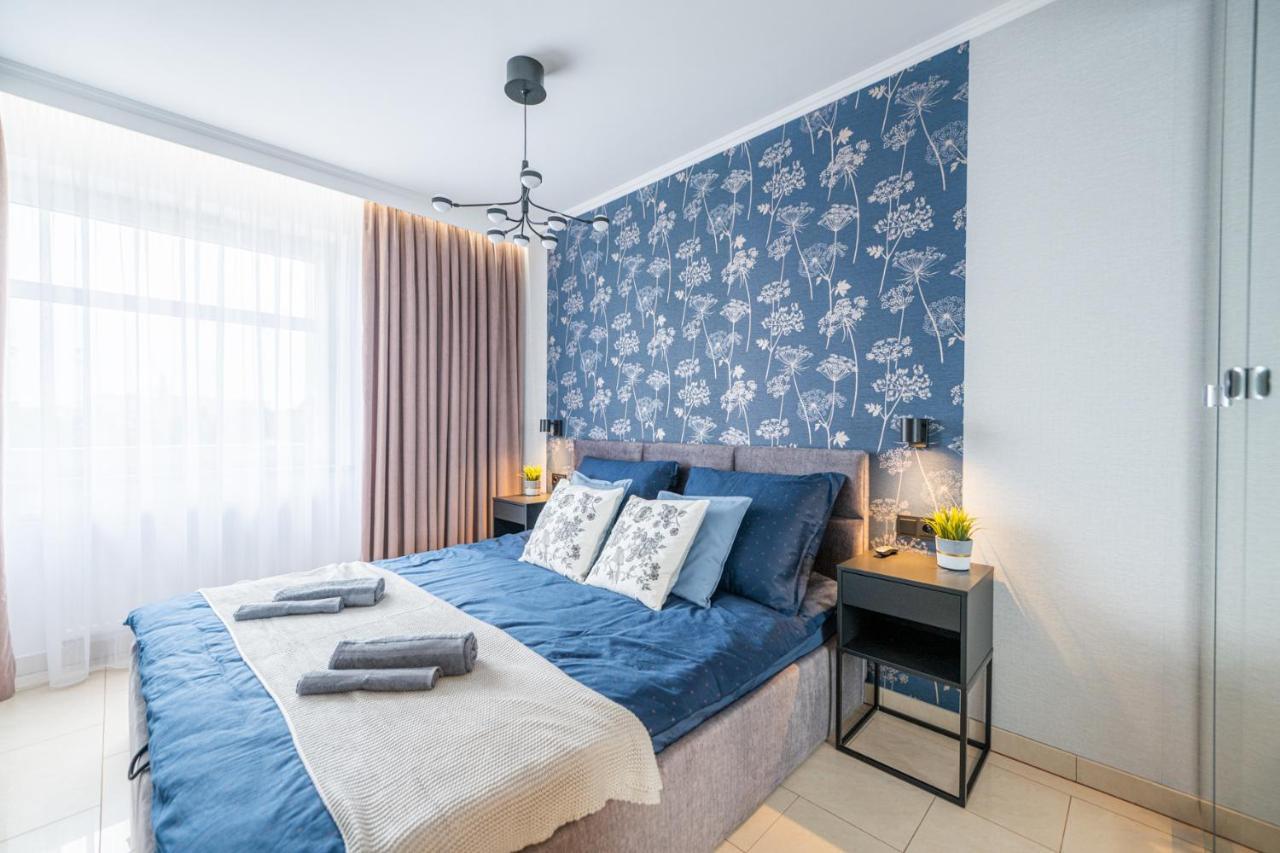 Apartament 55M2 - Darmowy Garaz - Klimatyzacja - Centrum - 24Na7 Вроцлав Екстериор снимка